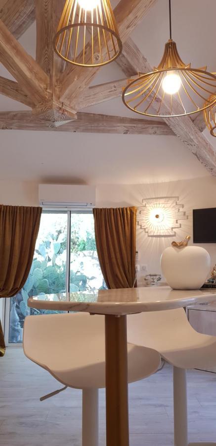 Studio villa château Currault Mougins Extérieur photo